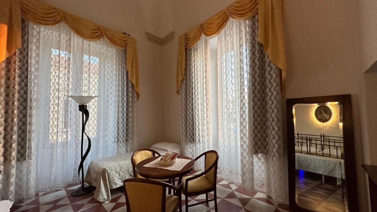 Hotel La Dimora Del Barone Vernole Zewnętrze zdjęcie